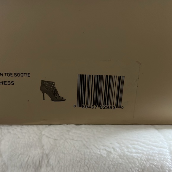 Michael Kors Yvonne Open Toe Bootie - Picture 7 of 7